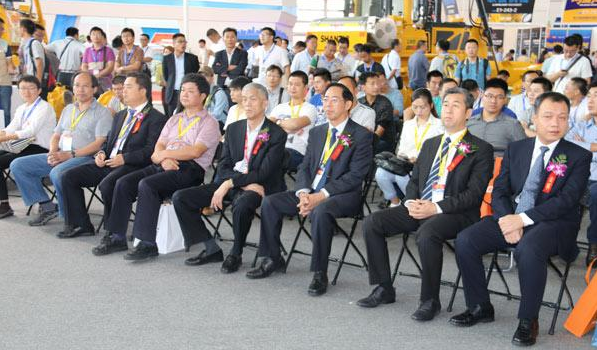 山推、混凝土、混凝土機(jī)械、混凝土機(jī)械應(yīng)用技術(shù)