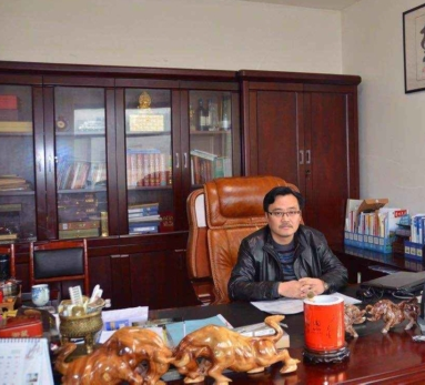 混凝土、倪文勇