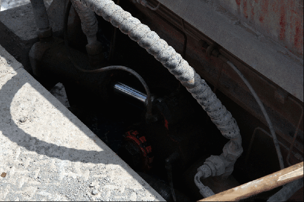 泵車、混凝土泵、混凝土