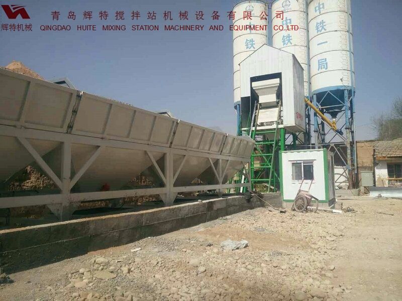 輝特?cái)嚢枵?0站采用計(jì)算機(jī)加儀表的控制系統(tǒng)，計(jì)算速度快