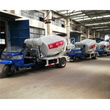 日照環(huán)保小型隧道工程攪拌車 小型水泥攪拌車 1.5方混凝土攪拌罐車效率高