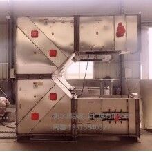 一款專用于大米種子的Z型提升機(jī)，驅(qū)動(dòng)功率小，節(jié)能環(huán)保，便與保養(yǎng)