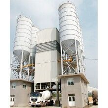 螺旋輸送機(jī)和級(jí)配碎石拌合站